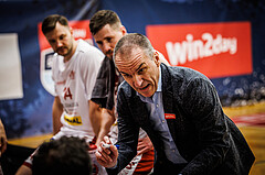 Basketball, win2day Basketball Superliga 2022/23, 8. Qualifikationsrunde, Traiskirchen Lions, UBSC Graz, Radomir Mijanovic (Head Coach)