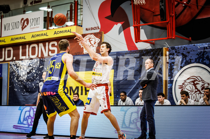 Basketball, win2day Basketball Superliga 2022/23, 8. Qualifikationsrunde, Traiskirchen Lions, UBSC Graz, Hannes Joseph Kogelnik (5)