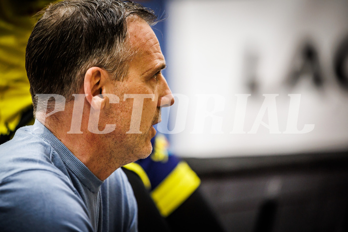 Basketball, win2day Basketball Superliga 2022/23, 8. Qualifikationsrunde, Traiskirchen Lions, UBSC Graz, Ervin Dragsic (Head Coach)