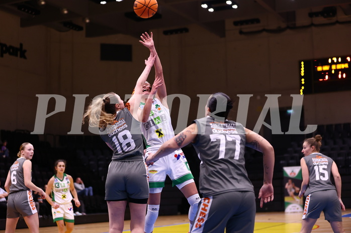 03.02.2024, Graz, Raiffeisen Sportpark, Basketball Damen Superliga 2023/24, Grunddurchgang 11.Runde, UBI Holding Graz - BK Raiffeisen Duchess Klosterneuburg ,  