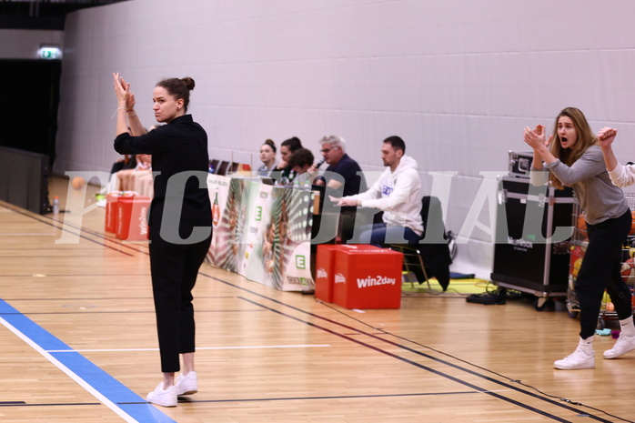 03.02.2024, Graz, Raiffeisen Sportpark, Basketball Damen Superliga 2023/24, Grunddurchgang 11.Runde, UBI Holding Graz - BK Raiffeisen Duchess Klosterneuburg ,  