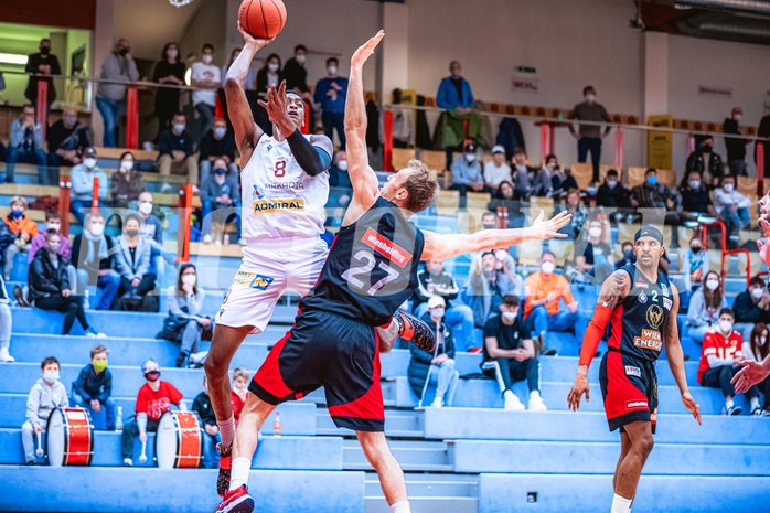 Basketball Basketball Superliga 2021/22, Grunddurchgang 15.Runde Traiskirchen Lions vs. BC GGMT Vienna
