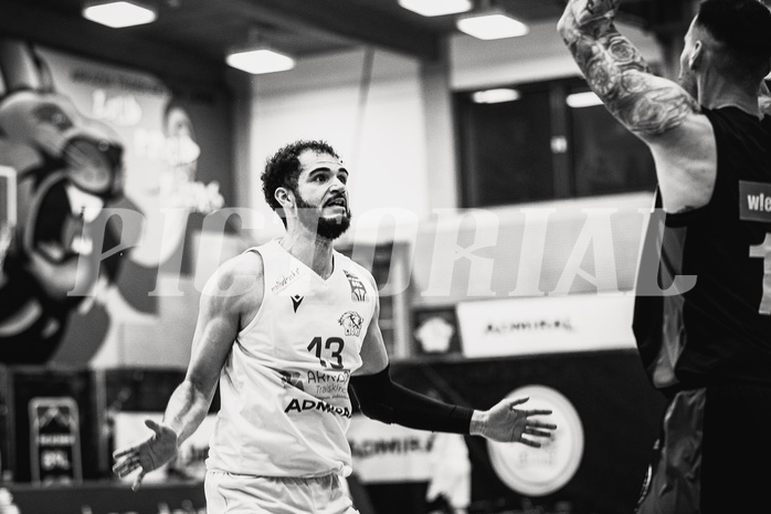 Basketball Basketball Superliga 2021/22, Grunddurchgang 15.Runde Traiskirchen Lions vs. BC GGMT Vienna
