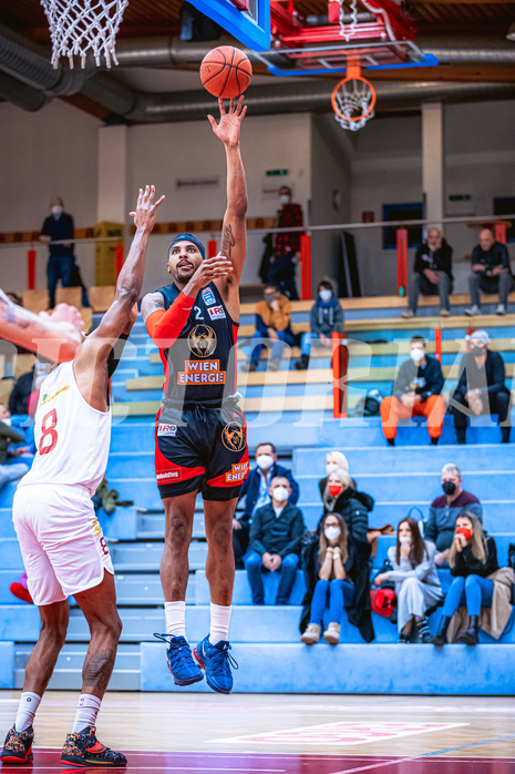 Basketball Basketball Superliga 2021/22, Grunddurchgang 15.Runde Traiskirchen Lions vs. BC GGMT Vienna
