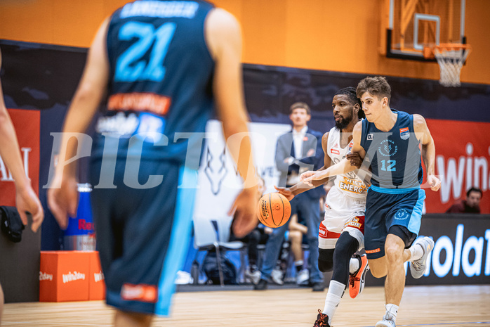 Basketball, Win2Day Superliga 2022/23, Grunddurchgang 6.Runde, Vienna D.C. Timberwolves, BC GGMT Vienna, Carlos Novas Mateo (2), Jakob Lohr (12)