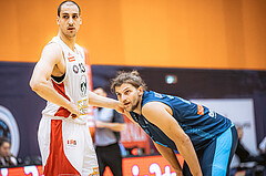 Basketball, Win2Day Superliga 2022/23, Grunddurchgang 6.Runde, Vienna D.C. Timberwolves, BC GGMT Vienna, Stefan Savic (13), Moritz Lanegger (21)