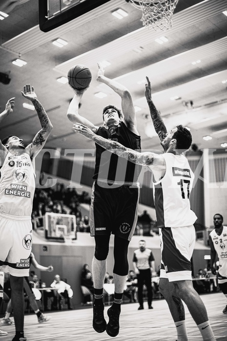 Basketball, Win2Day Superliga 2022/23, Grunddurchgang 6.Runde, Vienna D.C. Timberwolves, BC GGMT Vienna, Chris Vogt (33)