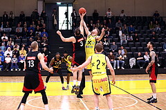 25.04.2023, Graz, Raiffeisen Sportpark Graz, Basketball Superliga 2022/23, Playoff, Viertelfinale Spiel 2, UBSC Raiffeisen Graz vs. BC GGMT Vienna