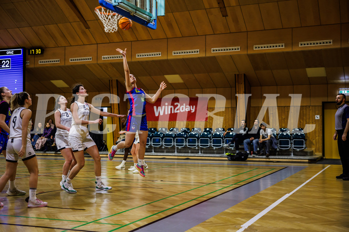 Basketball, Win2Day Basketball Damen Superliga 2024/25, Grunddurchgang 9.Runde, Basket Flames, UBSC-DBBC Graz, Lara Petrovic (3)
