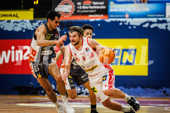 Basketball, win2day Basketball Superliga 2024/25, Grunddurchgang 12.Runde, Traiskirchen Lions, Klosterneuburg Dukes, Moritz Lanegger-Rest (8)