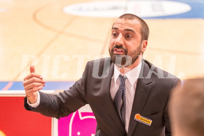 Basketball, ABL 2017/18, Grunddurchgang 2.Runde, Oberwart Gunners, UBSC Graz, Lluis Pino Vera (Coach)
