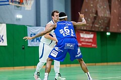 Basketball, ABL 2016/17, CUP 2.Runde, Blue Devils Wr. Neustadt, Oberwart Gunners, Sebastian Kunc (5), Derek Jackson Jr. (6)