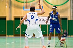 Basketball, ABL 2016/17, CUP 2.Runde, Blue Devils Wr. Neustadt, Oberwart Gunners, Derek Jackson Jr. (6), Ali Dönmez (9)