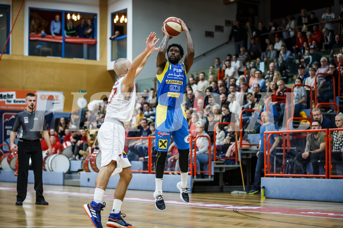 Basketball, Admiral Basketball Superliga 2019/20, Grunddurchgang 9.Runde, Traiskirchen Lions, SKN St. Pölten, Felix Lewis (1)