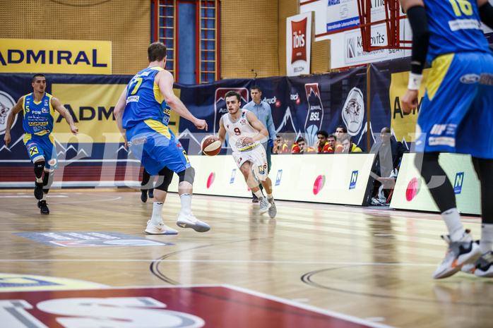 Basketball, Admiral Basketball Superliga 2019/20, Grunddurchgang 9.Runde, Traiskirchen Lions, SKN St. Pölten, Paul Isbetcherian (9)