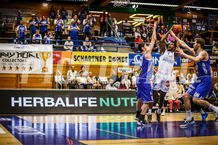 Basketball, bet-at-home Basketball Superliga 2021/22, bet-at-home Supercup , Gmunden Swans, Oberwart Gunners, 