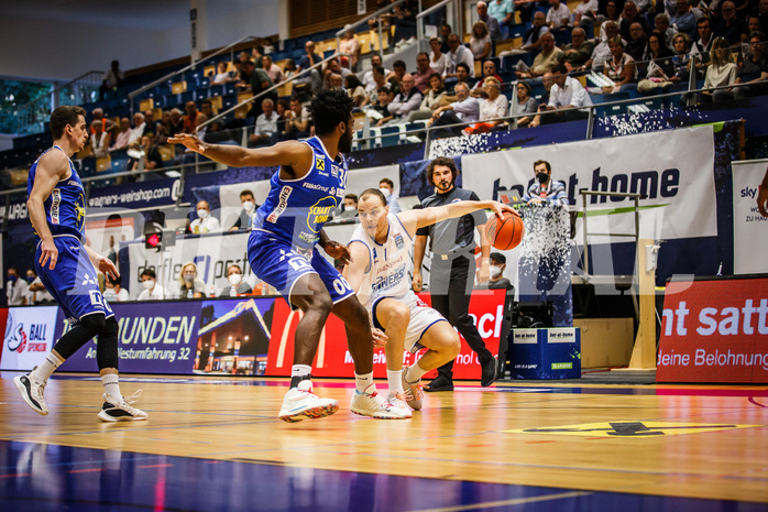 Basketball, bet-at-home Basketball Superliga 2021/22, bet-at-home Supercup , Gmunden Swans, Oberwart Gunners, 