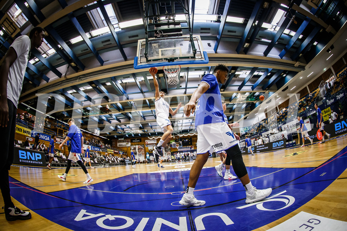 Basketball, bet-at-home Basketball Superliga 2021/22, bet-at-home Supercup , Gmunden Swans, Oberwart Gunners, 