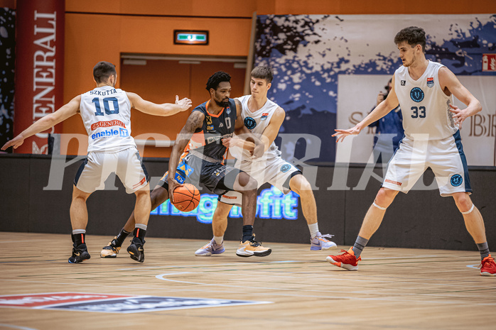 Basketball, Win2Day Superliga 2022/23, Grunddurchgang 13.Runde, Vienna Timberwolves, BK IMMOunited Dukes, Kevin Bracy-Davies (0), Jakob Lohr (12)