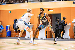 Basketball, Win2Day Superliga 2022/23, Grunddurchgang 13.Runde, Vienna Timberwolves, BK IMMOunited Dukes, Kevin Bracy-Davies (0)