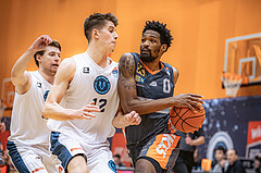 Basketball, Win2Day Superliga 2022/23, Grunddurchgang 13.Runde, Vienna Timberwolves, BK IMMOunited Dukes, Jakob Lohr (12), Kevin Bracy-Davies (0)