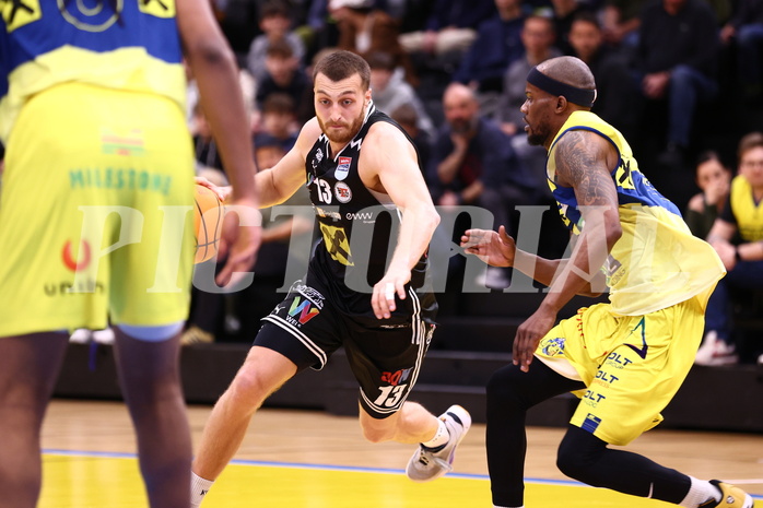 23.04.2024, Graz, Raiffeisen Sportpark Graz, Basketball Superliga 2023/24, Playoffs, Viertelfinale, Spiel 2, UBSC Raiffeisen Graz - Raiffeisen Flyers Wels 