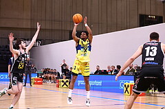 23.04.2024, Graz, Raiffeisen Sportpark Graz, Basketball Superliga 2023/24, Playoffs, Viertelfinale, Spiel 2, UBSC Raiffeisen Graz - Raiffeisen Flyers Wels 