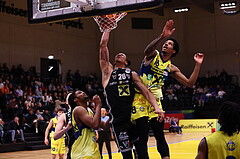 23.04.2024, Graz, Raiffeisen Sportpark Graz, Basketball Superliga 2023/24, Playoffs, Viertelfinale, Spiel 2, UBSC Raiffeisen Graz - Raiffeisen Flyers Wels 