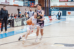Basketball, Basketball Superliga 2023/24 , VF 2, Oberwart Gunners, Gmunden Swans, Sebastian Kaeferle (7), Vuk Zivanovic (4)