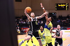 23.04.2024, Graz, Raiffeisen Sportpark Graz, Basketball Superliga 2023/24, Playoffs, Viertelfinale, Spiel 2, UBSC Raiffeisen Graz - Raiffeisen Flyers Wels 