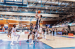 Basketball, Basketball Superliga 2023/24 , VF 2, Oberwart Gunners, Gmunden Swans, Shaquille Rombley (5), Patrick Emilien (15), Edi Patekar (9), Benedikt Guettl (7)