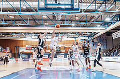 Basketball, Basketball Superliga 2023/24 , VF 2, Oberwart Gunners, Gmunden Swans, Orri Gunnarsson (29), Sebastian Kaeferle (7), Edi Patekar (9), Trey Moses (24)
