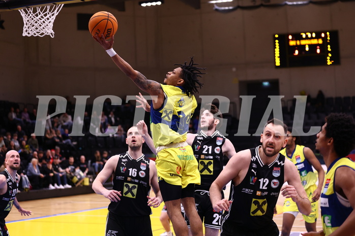 23.04.2024, Graz, Raiffeisen Sportpark Graz, Basketball Superliga 2023/24, Playoffs, Viertelfinale, Spiel 2, UBSC Raiffeisen Graz - Raiffeisen Flyers Wels 