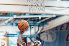 Basketball, Basketball Superliga 2023/24 , VF 2, Oberwart Gunners, Gmunden Swans, Derrek Brooks (11), Daniel Friedrich (6)