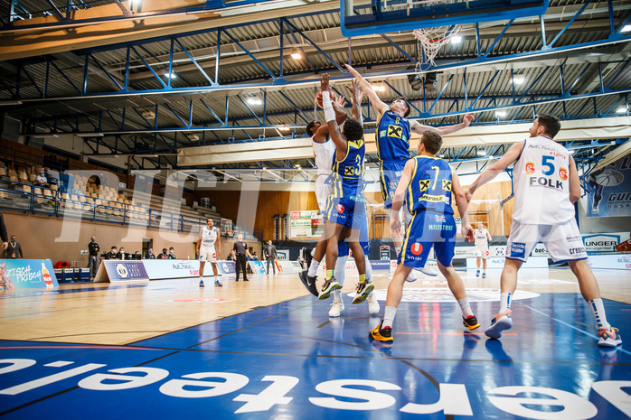 Basketball, bet-at-home Basketball Superliga 2020/21, Grunddurchgang, 12. Runde, Oberwart Gunners, UBSC Graz, Nigel Pruitt (11)