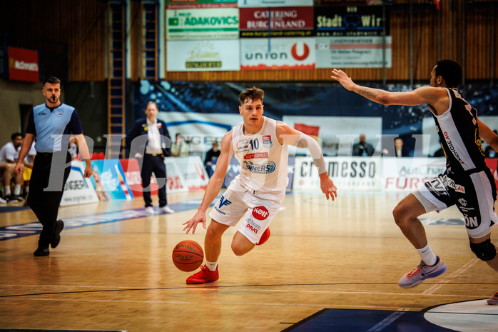 Basketball, Basketball Austria Cup 2022/23, Halbfinale 1, Oberwart Gunners, Gmunden Swans, Brock Gardner (10)
