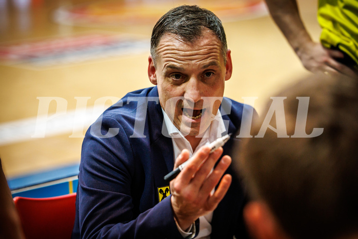 Basketball, Basketball Austria Cup 2022/23, Halbfinale 1, BC Vienna, UBSC Graz, Ervin Dragsic (Head Coach)