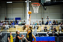 Basketball, Win2Day Basketball Damen Superliga 2023/24, Grunddurchgang 2.Runde, SKN St.Pölten, Basket Flames, Emma Kress (14)