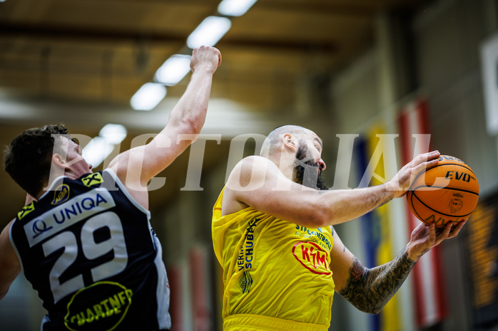 Basketball, Win2Day Superliga 2023/24, Grunddurchgang 4.Runde, SKN St. Pölten, Gmunden Swans, Nebosja Dukic (13)