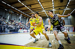 Basketball, Win2Day Superliga 2023/24, Grunddurchgang 4.Runde, SKN St. Pölten, Gmunden Swans, Janis Tomaschek (14), Orri Gunnarsson (29)