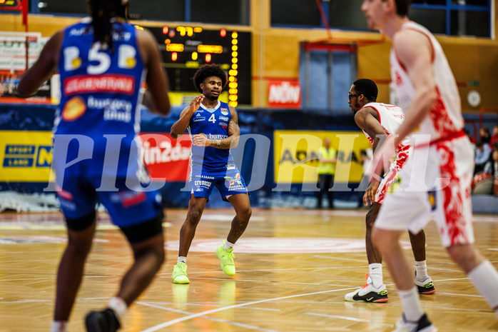 Basketball, Win2Day Superliga 2024/25, 2. Platzierungsrunde, Traiskirchen Lions, Oberwart Gunners, Caleb Fields (4)