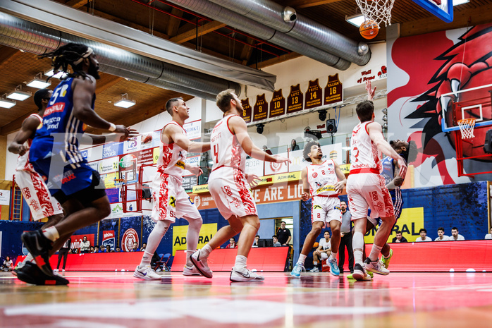 Basketball, Win2Day Superliga 2024/25, 2. Platzierungsrunde, Traiskirchen Lions, Oberwart Gunners, Caleb Fields (4)