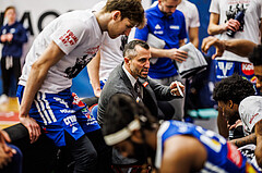 Basketball, Win2Day Superliga 2024/25, 2. Platzierungsrunde, Traiskirchen Lions, Oberwart Gunners, Matthew Otten (Head Coach)