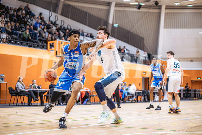 Basketball, Win2Day Superliga 2022/23, Grunddurchgang 19.Runde, Vienna Timberwolves, Oberwart Gunners, Rob Howard (5), Philipp D’Angelo (9)