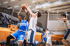 Basketball, Win2Day Superliga 2022/23, Grunddurchgang 19.Runde, Vienna Timberwolves, Oberwart Gunners, Rob Howard (5), Philipp D’Angelo (9)