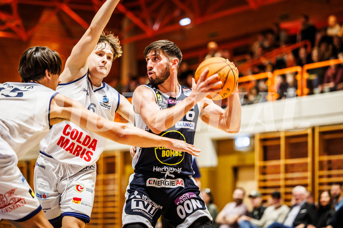 Basketball, win2day Basketball Superliga 2023/224, Grunddurchgang Runde 6, BBC Nord Dragonz, Gmunden Swans, Daniel Friedrich (6)