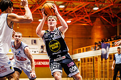 Basketball, win2day Basketball Superliga 2023/224, Grunddurchgang Runde 6, BBC Nord Dragonz, Gmunden Swans, Orri Gunnarsson (29)
