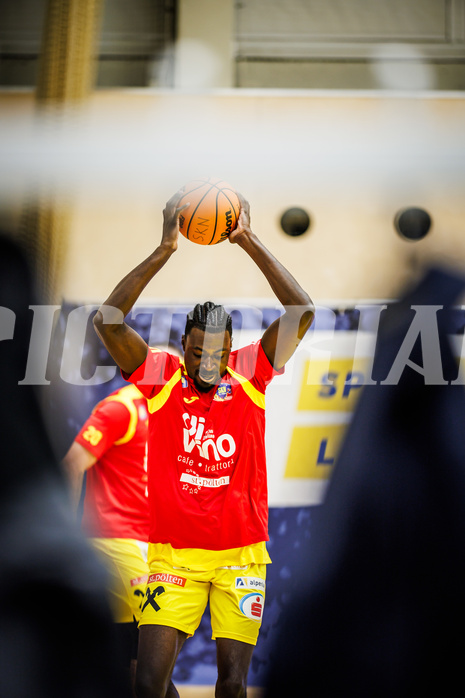 Basketball, Win2Day Superliga 2023/24, Grunddurchgang 6.Runde, SKN St. Pölten, Vienna Timberwolves, Ajiroghene Ogemuno-Johnson (10)