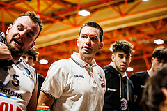 Basketball, win2day Basketball Superliga 2023/224, Grunddurchgang Runde 6, BBC Nord Dragonz, Gmunden Swans, Felix Jambor (Head Coach)