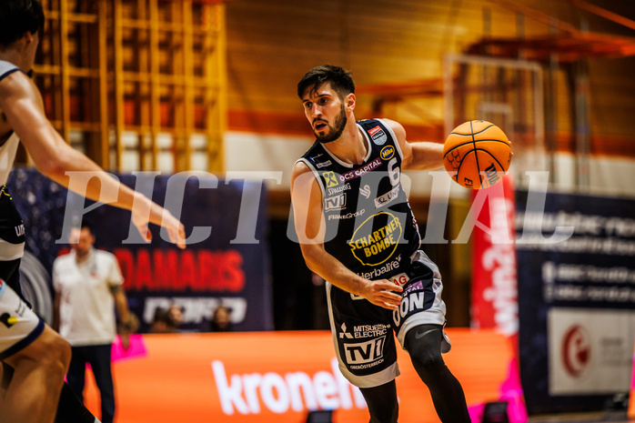 Basketball, win2day Basketball Superliga 2023/224, Grunddurchgang Runde 6, BBC Nord Dragonz, Gmunden Swans, Daniel Friedrich (6)